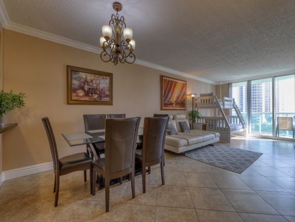 Miami Beach Condo 962463