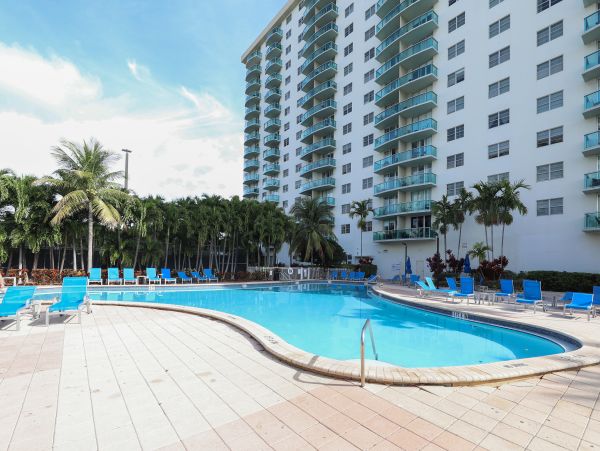 Miami Beach Condo 962463