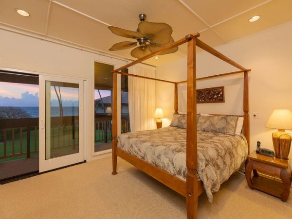 Oceanfront Paia Vacation Townhome