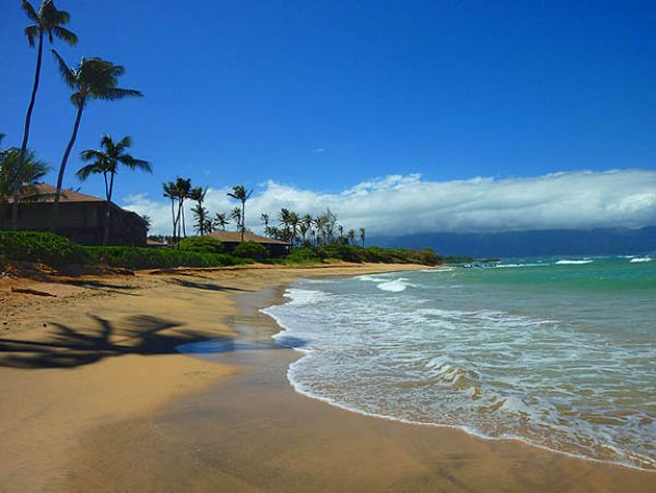 Oceanfront Paia Vacation Townhome