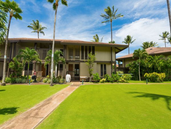 Oceanfront Paia Vacation Townhome