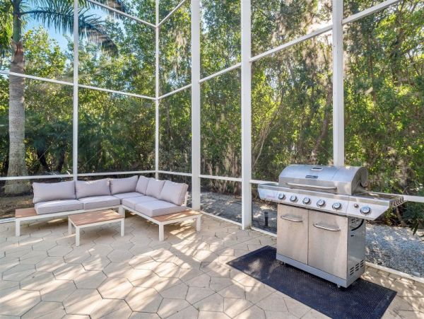 Captiva Vacation Home with Private Pool & Beach Access