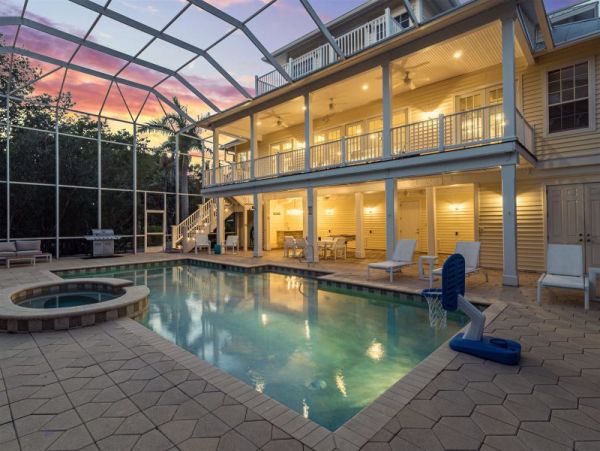 Captiva Vacation Home with Private Pool & Beach Access