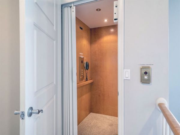 Captiva Vacation Home with Private Pool & Beach Access