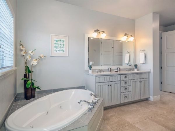 Captiva Vacation Home with Private Pool & Beach Access