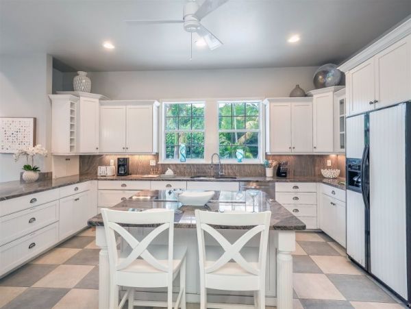 Captiva Vacation Home with Private Pool & Beach Access