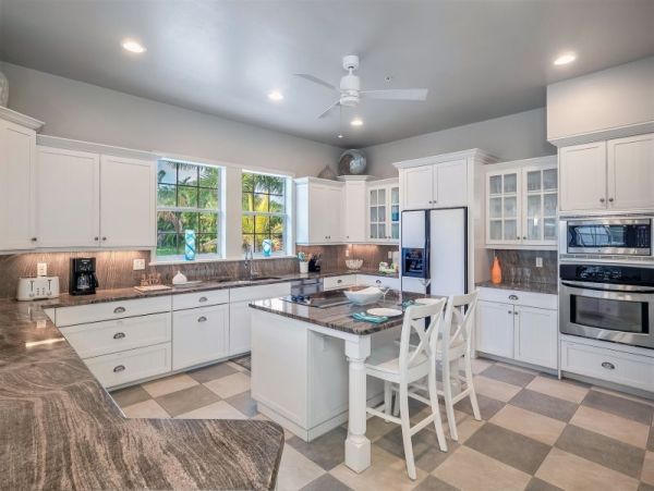 Captiva Vacation Home with Private Pool & Beach Access