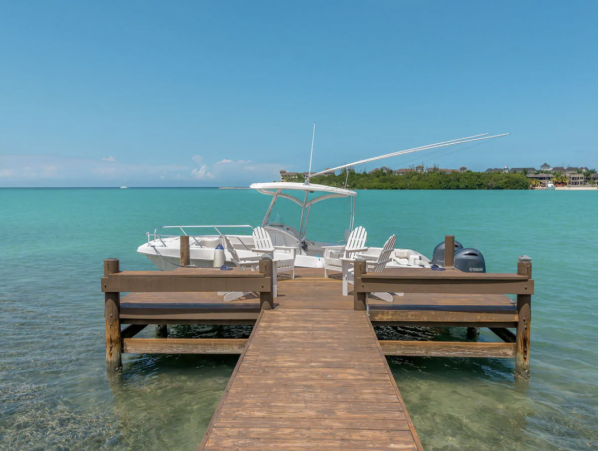Stunning Luxury  Jamaica Beach Villa Staff, Beach