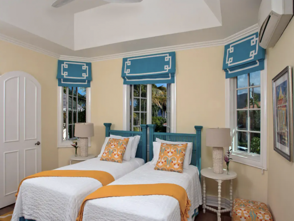 Stunning Luxury  Jamaica Beach Villa Staff, Beach