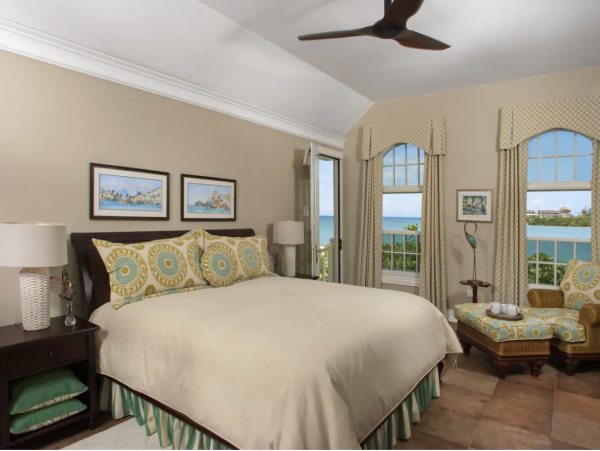 Stunning Luxury  Jamaica Beach Villa Staff, Beach