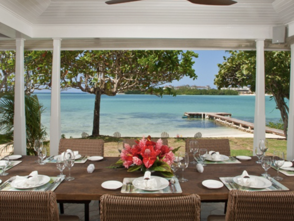 Stunning Luxury  Jamaica Beach Villa Staff, Beach