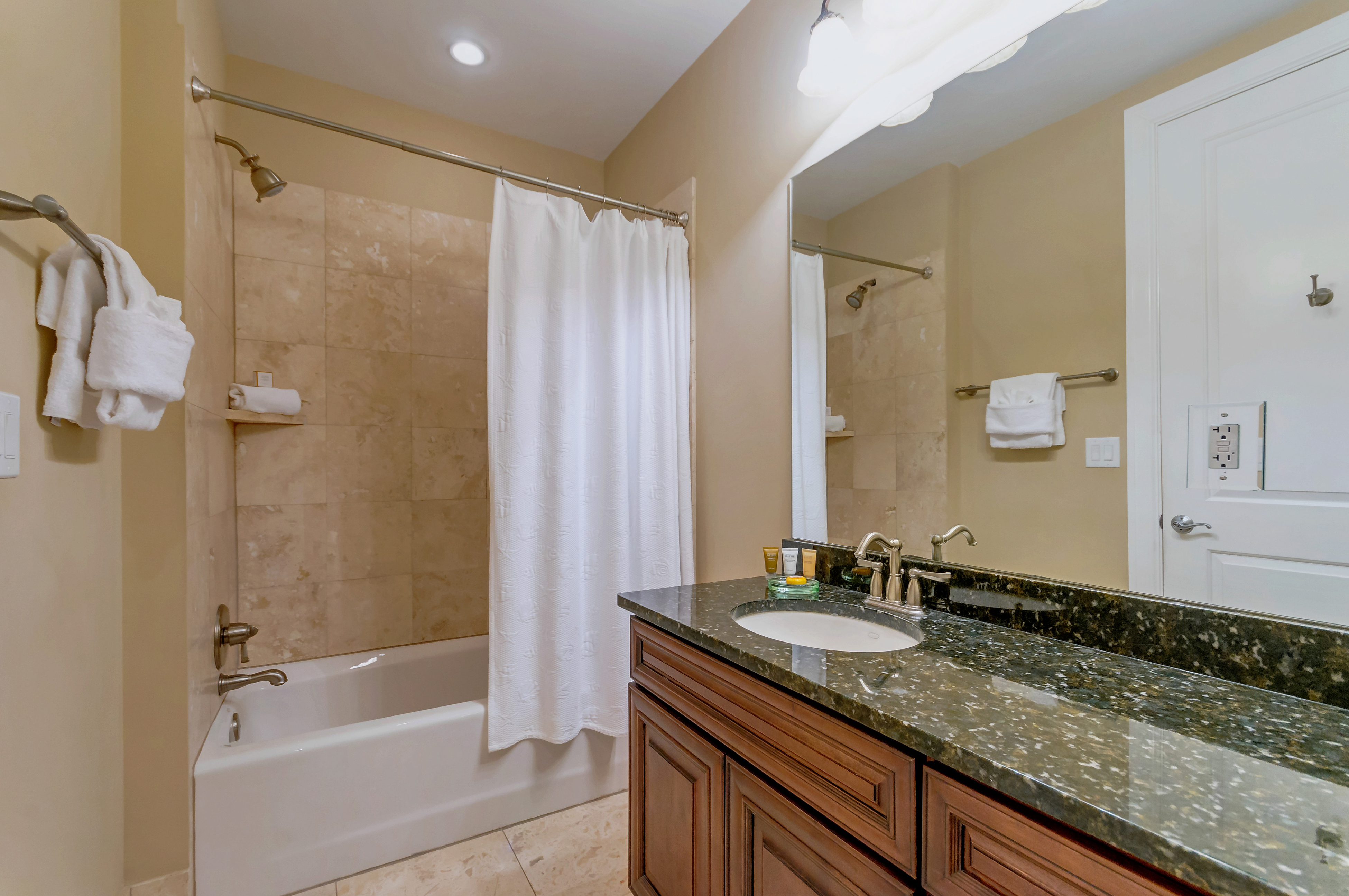 Beaches Of South Walton Condo 962536