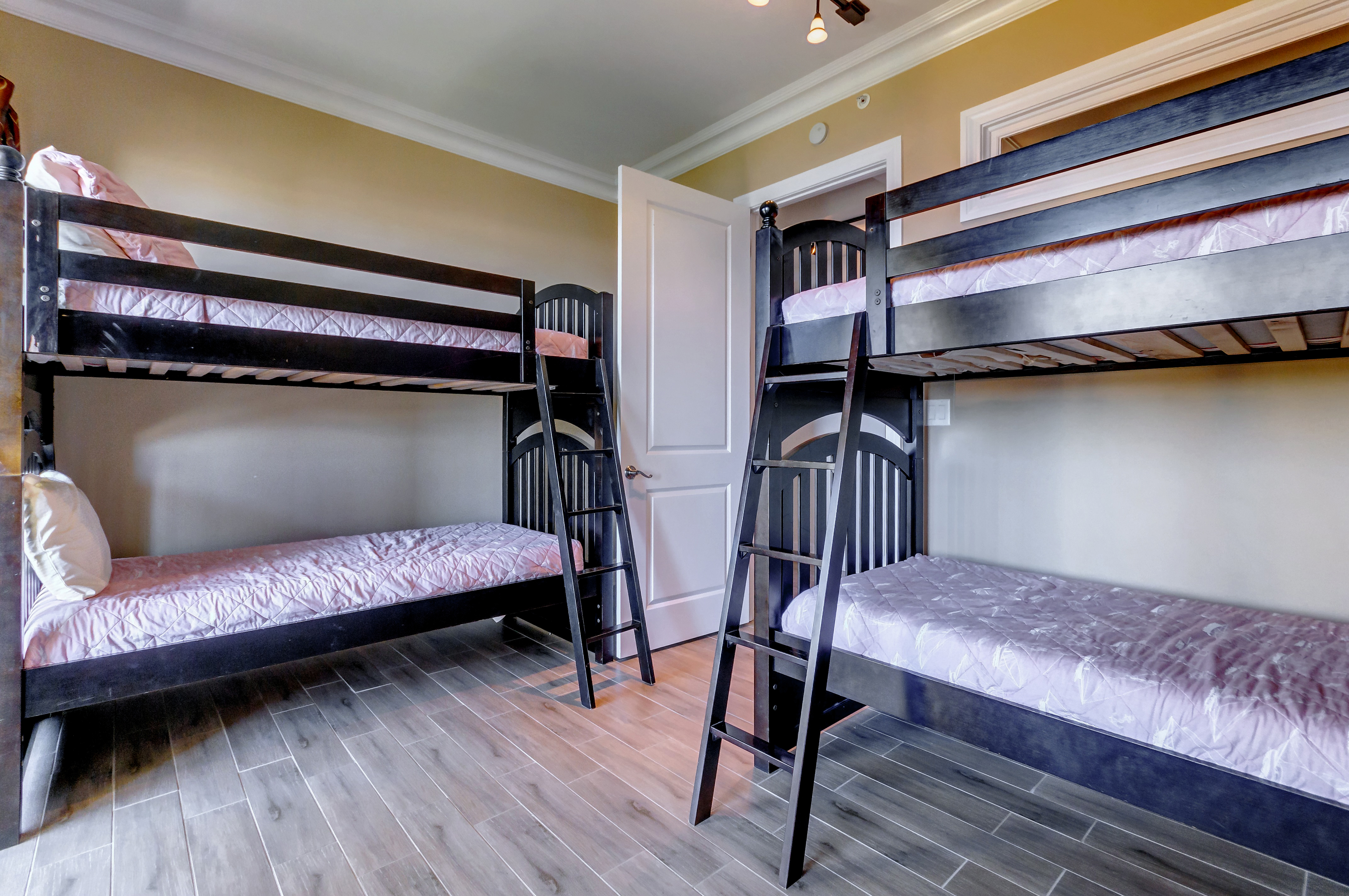 Beaches Of South Walton Condo 962536