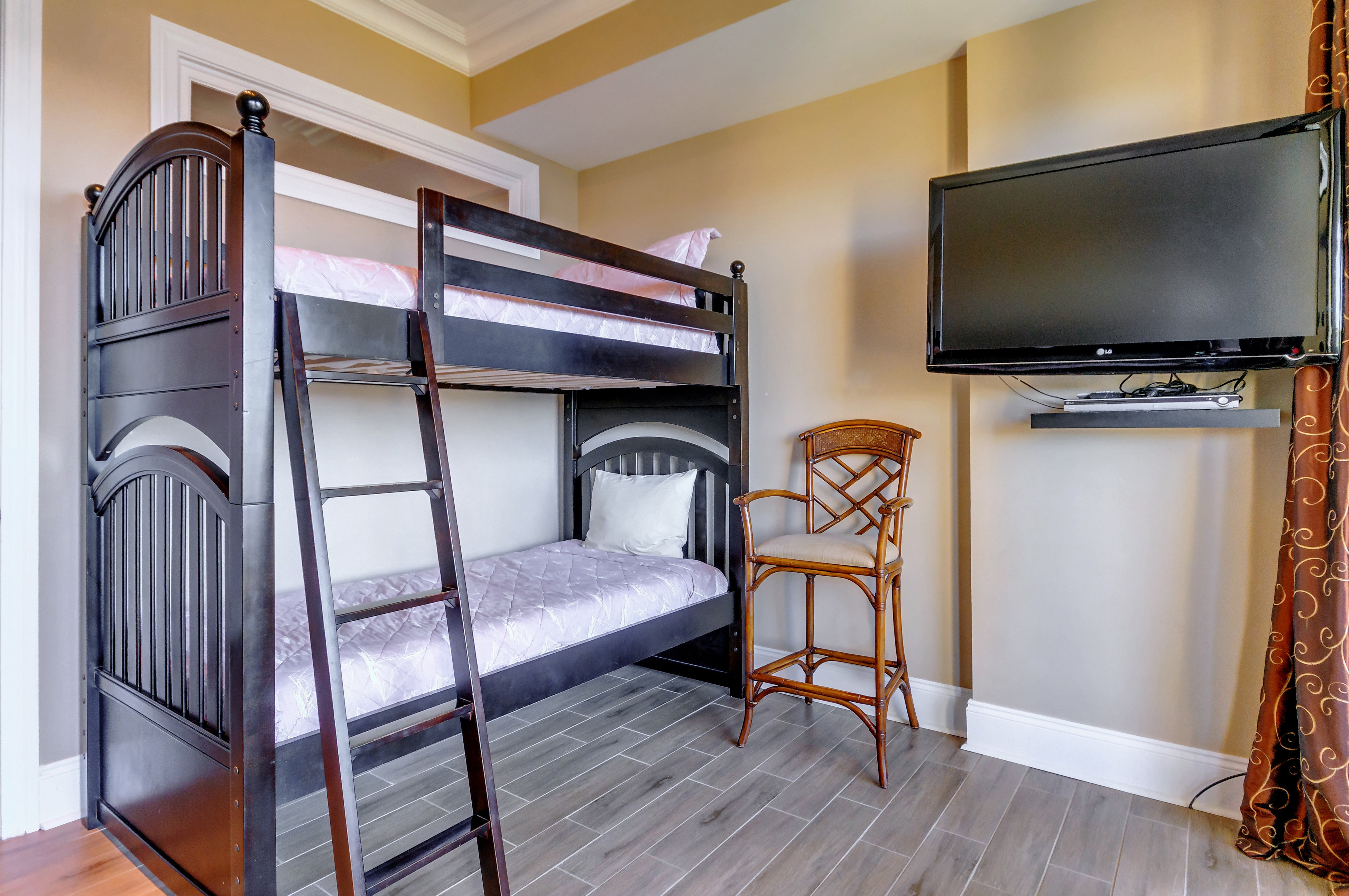 Beaches Of South Walton Condo 962536