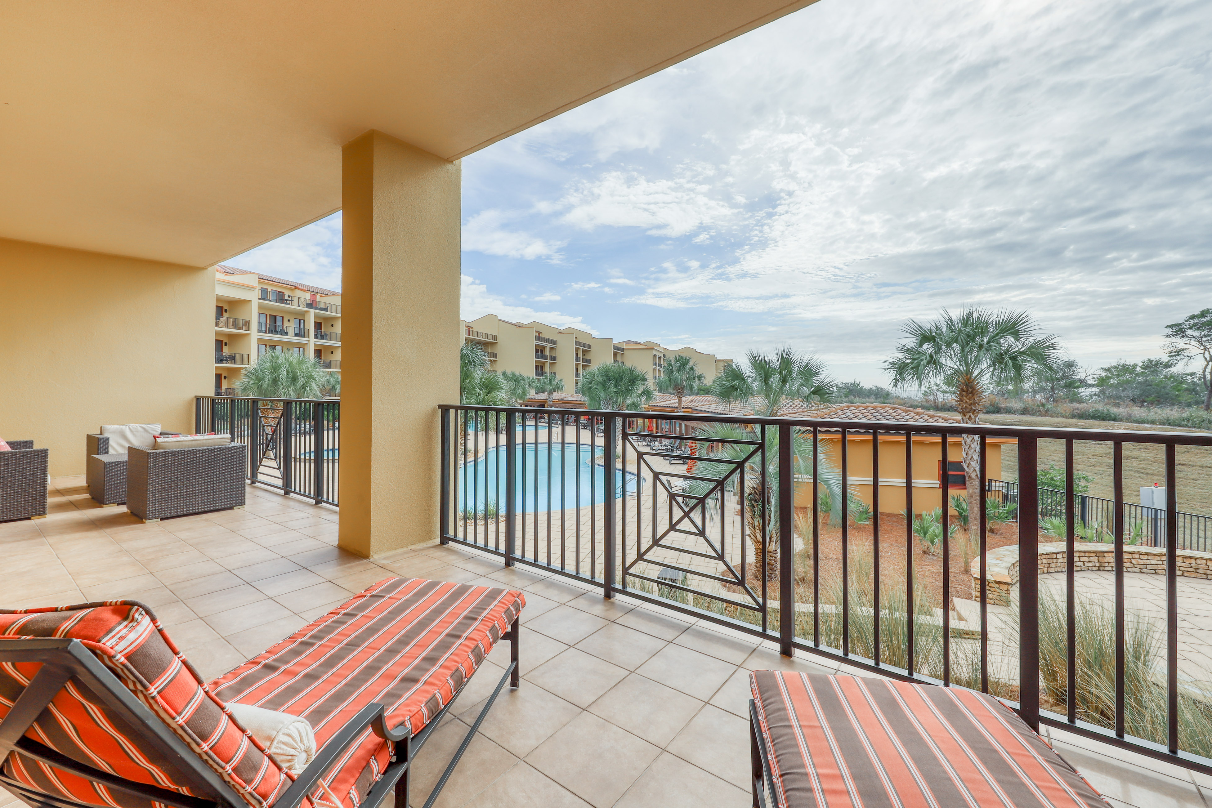 Beaches Of South Walton Condo 962537