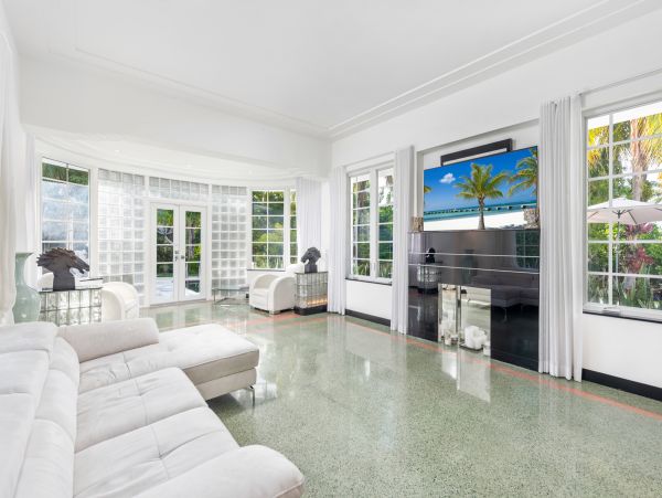 Luxury Miami Vacation Pool Home Short Walk To Beach