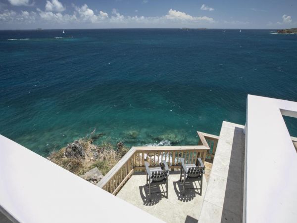 St. Thomas Vacation Rental: Secluded Cliffside Luxury Villa