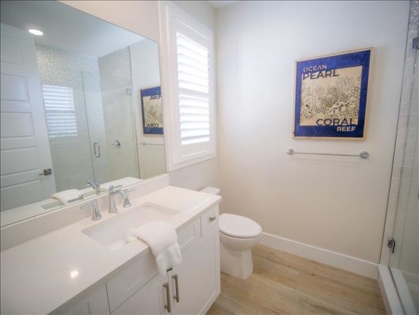 Bradenton Beach Vacation Pool & Spa Home Walk to Beach