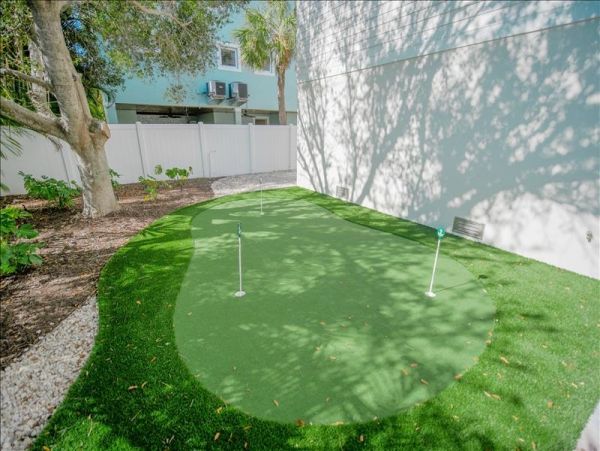 Bradenton Beach Vacation Pool & Spa Home Walk to Beach