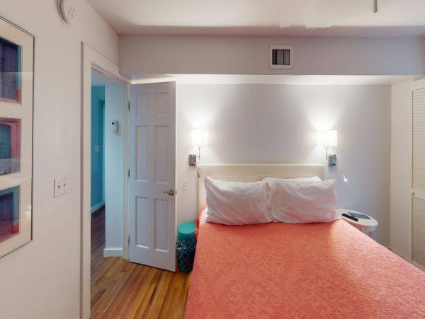 Key West Retreat Three Bedrooms Private Pool Walk To Beach