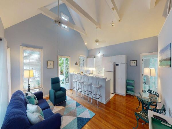 Key West Retreat Three Bedrooms Private Pool Walk To Beach
