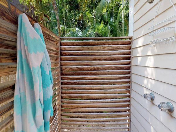 Key West Retreat Three Bedrooms Private Pool Walk To Beach