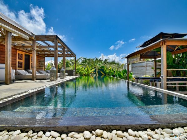 Guadeloupe Home 962601