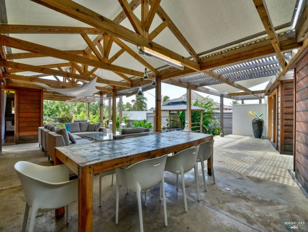 Guadeloupe Home 962601