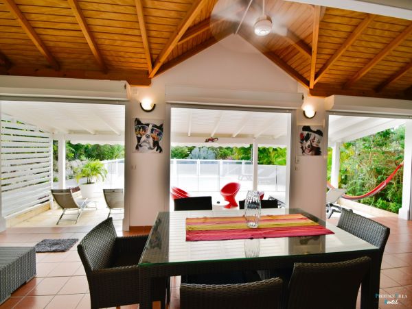 Guadeloupe Home 962602