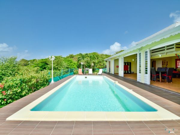 Guadeloupe Home 962604