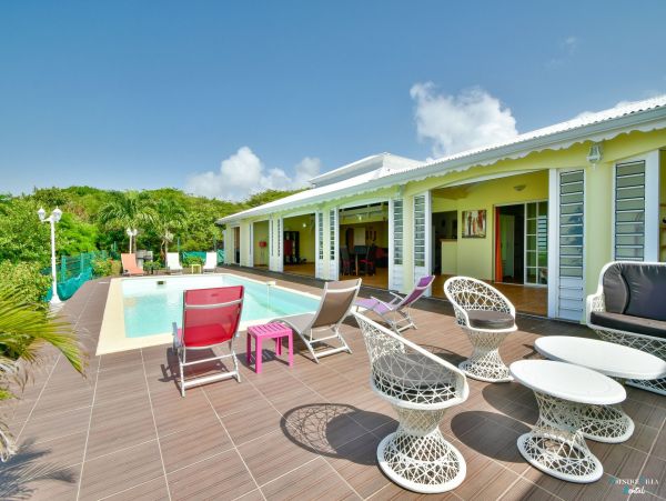 Guadeloupe Home 962604