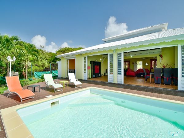 Guadeloupe Home 962604