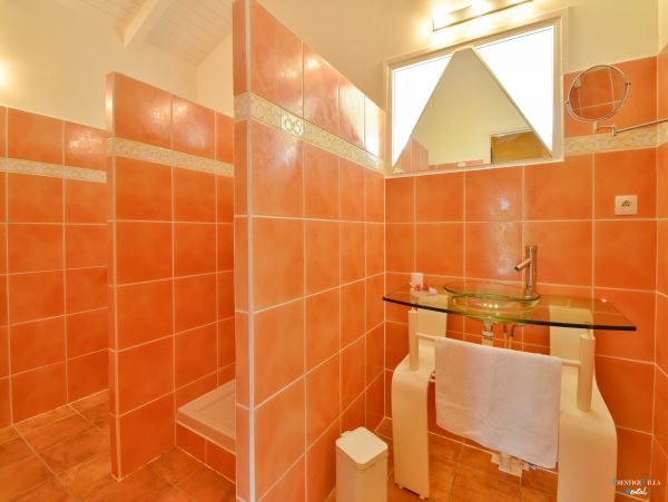 Guadeloupe Home 962604