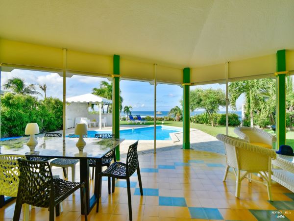 Guadeloupe Home 962605