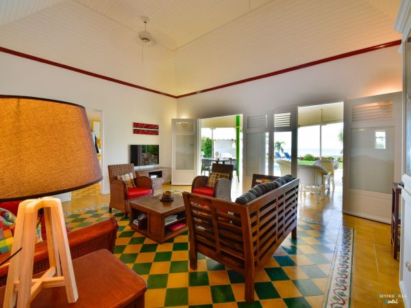 Guadeloupe Home 962605