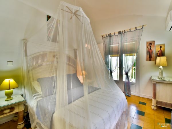 Guadeloupe Home 962605