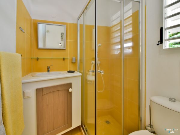 Guadeloupe Home 962607