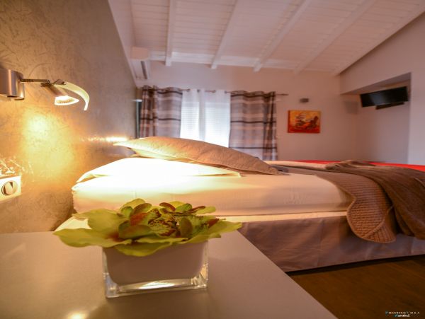Guadeloupe Home 962609