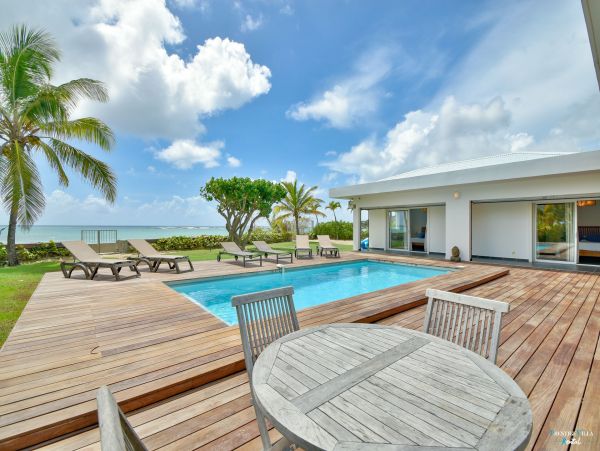 Guadeloupe Home 962610