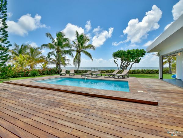 Guadeloupe Home 962610
