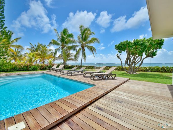Guadeloupe Home 962610