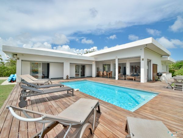Guadeloupe Home 962610