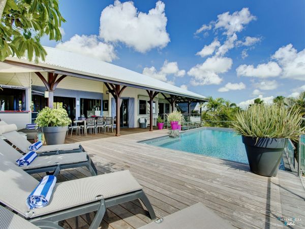 Guadeloupe Home 962611