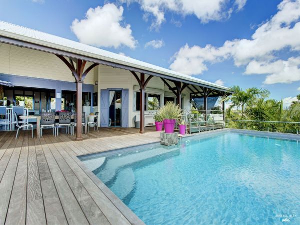 Guadeloupe Home 962611