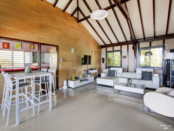 Guadeloupe Home 962611