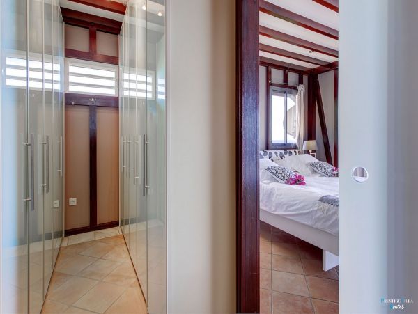 Guadeloupe Home 962611