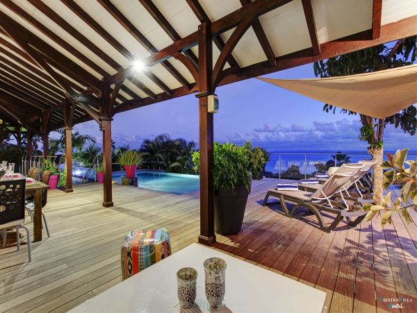Guadeloupe Home 962611