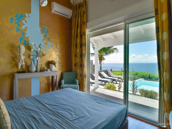 Guadeloupe Home 962612
