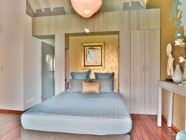 Guadeloupe Home 962612