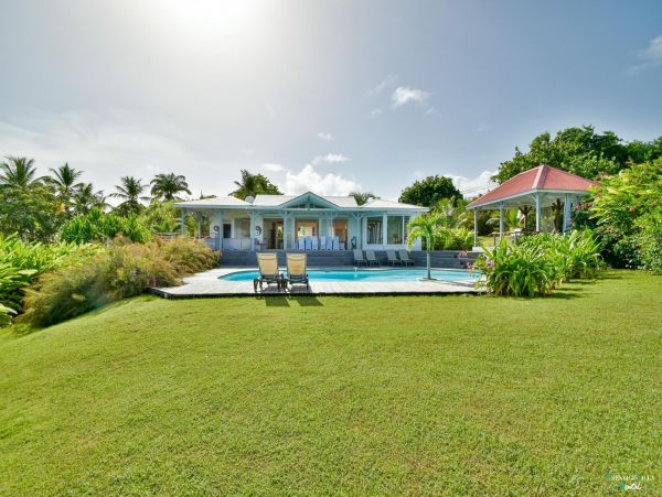 Guadeloupe Home 962613